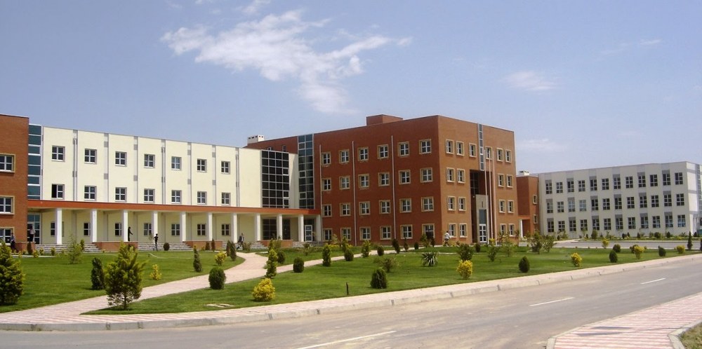 دانشگاه قفقاز